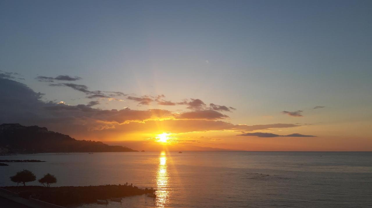 Panoramic Terrace Room Giardini-Naxos Exterior foto