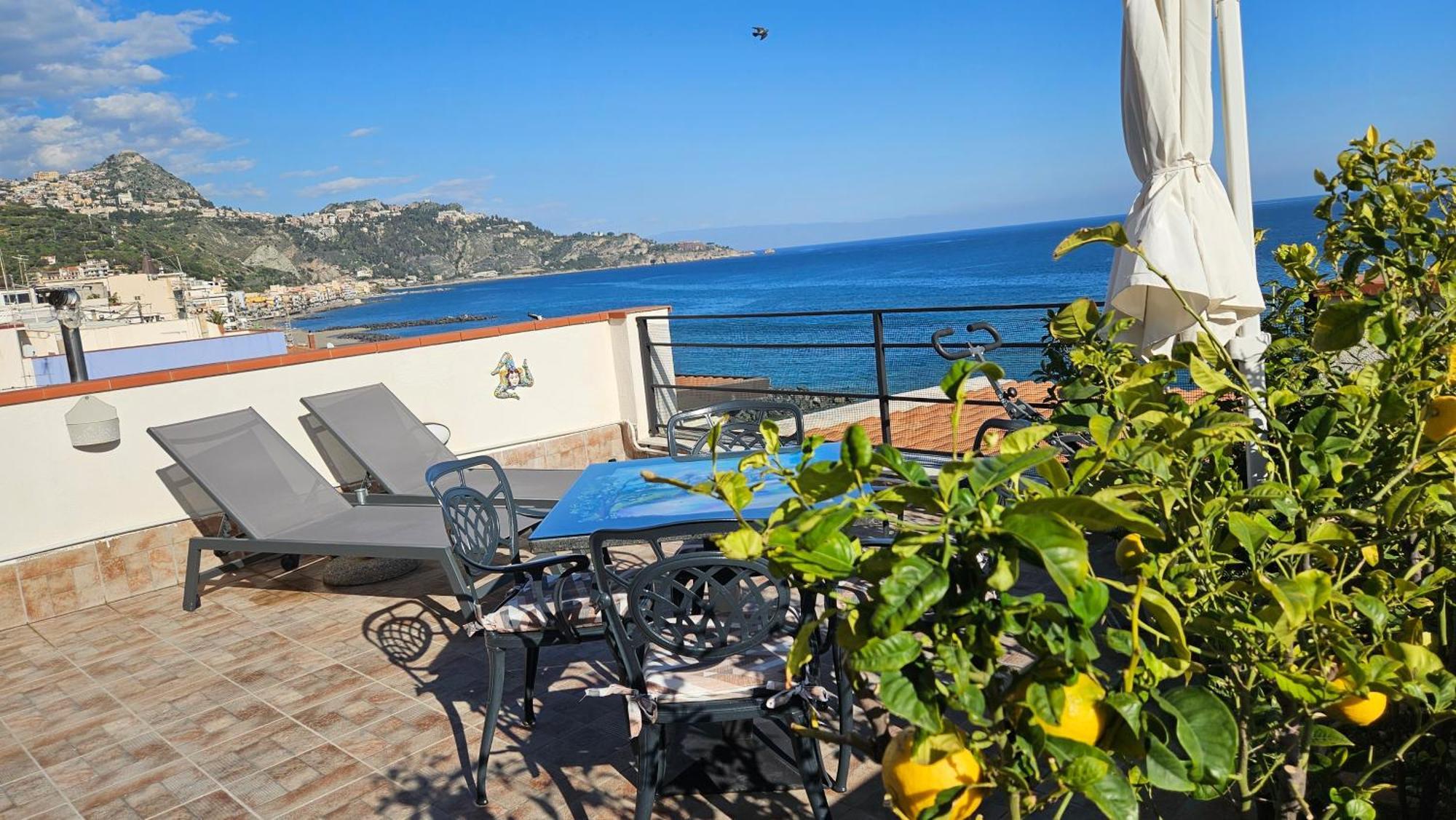 Panoramic Terrace Room Giardini-Naxos Exterior foto